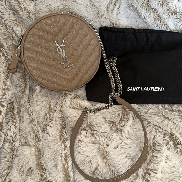 💔SOLD OUT💔 YSL Round Camera Bag - Picture 11 of 13